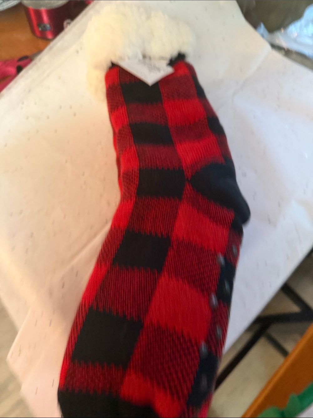 Cozy Sherpa-Lined Buffalo Plaid Slipper Socks - Red & Black